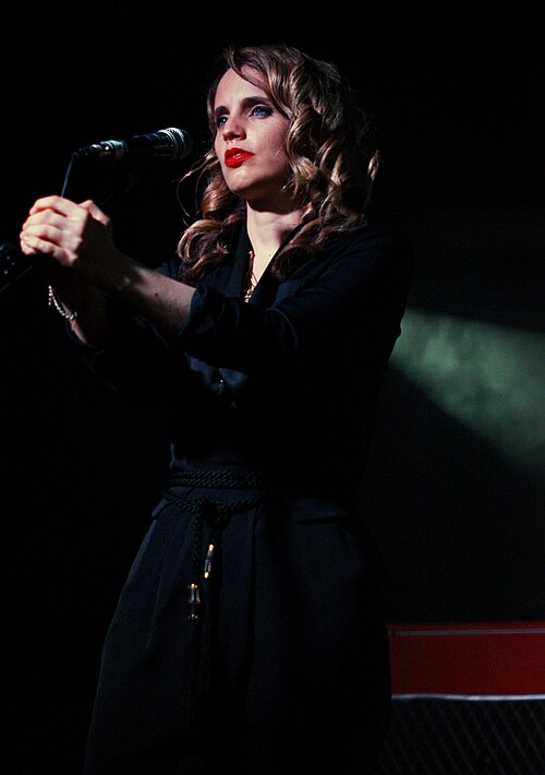 Anna Calvi